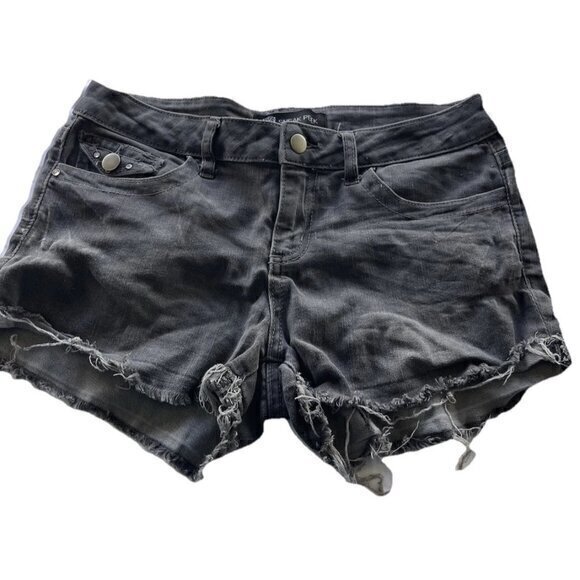 Vintage SneakPeak Women’s Sz M Jean Shorts Distressed Studs Wash Gray Denim - Picture 1 of 14